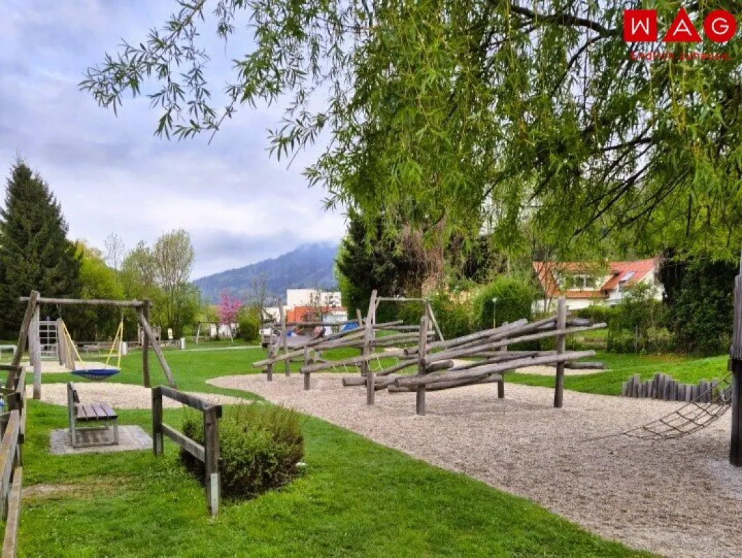 Frisch sanierte 3-Zimmer-Wohnung mit Loggia! - Bild 1