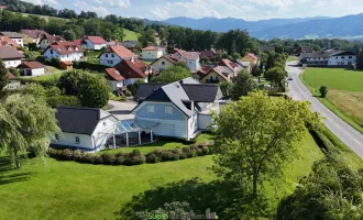 Imposante Villa auf großem Grundstück mit eigenem Fitness-Studio, 3 Garagen, etc.