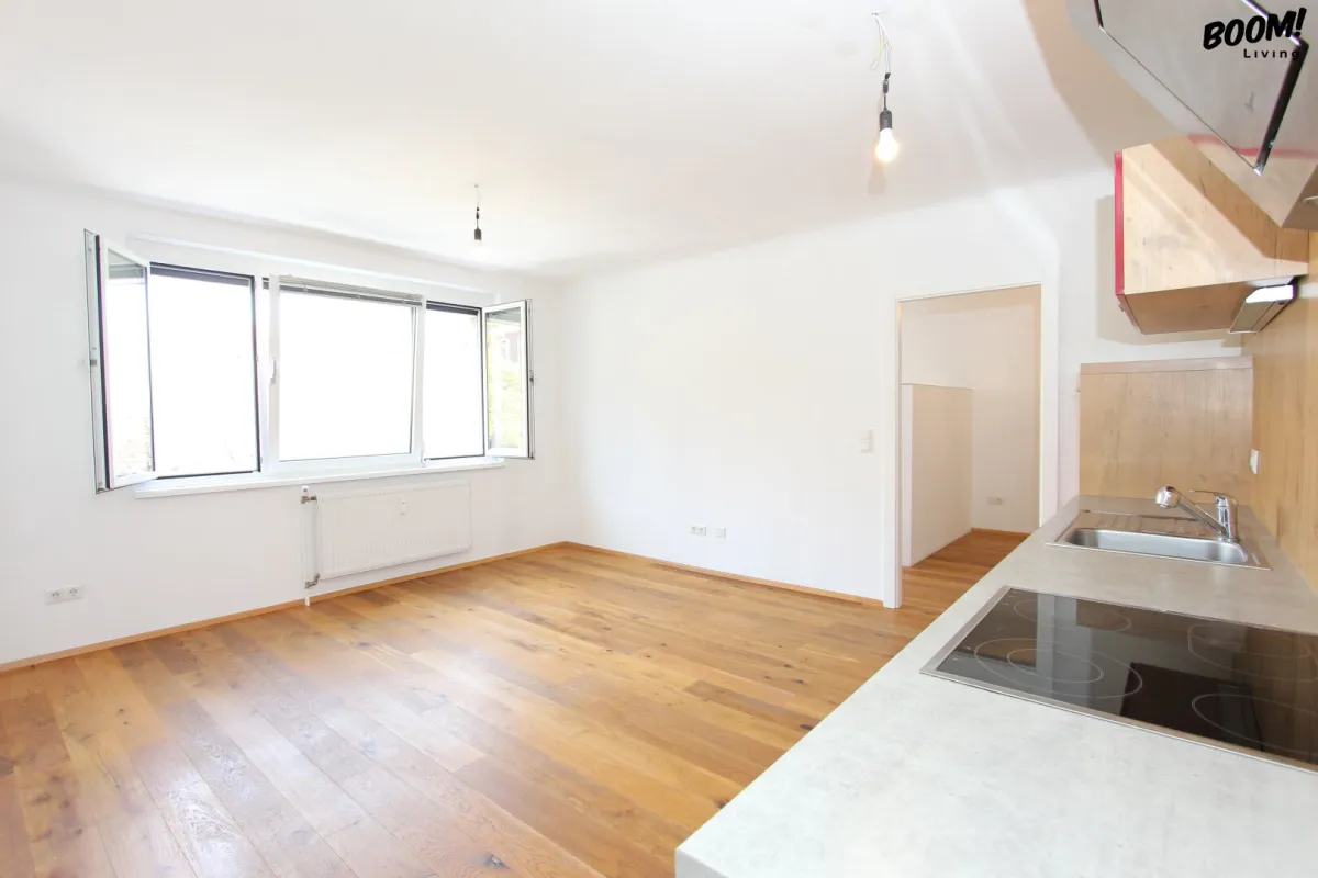 Generalsanierte 2,5-Zimmer Neubauwohnung in zentraler Lage - Bild 1