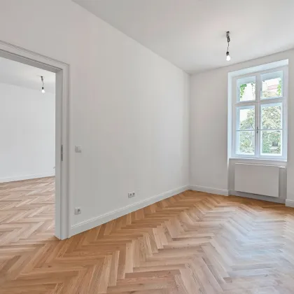 Altbau-Erstbezug in bester Stadtlage - Schöne 2-Zimmer-Wohnung in Hofruhelage - Nähe Mariahilfer Straße - Bild 2