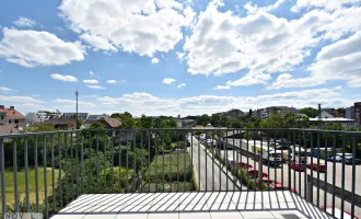 Wunderschöne Dachgeschosswohnung mit Eigengarten