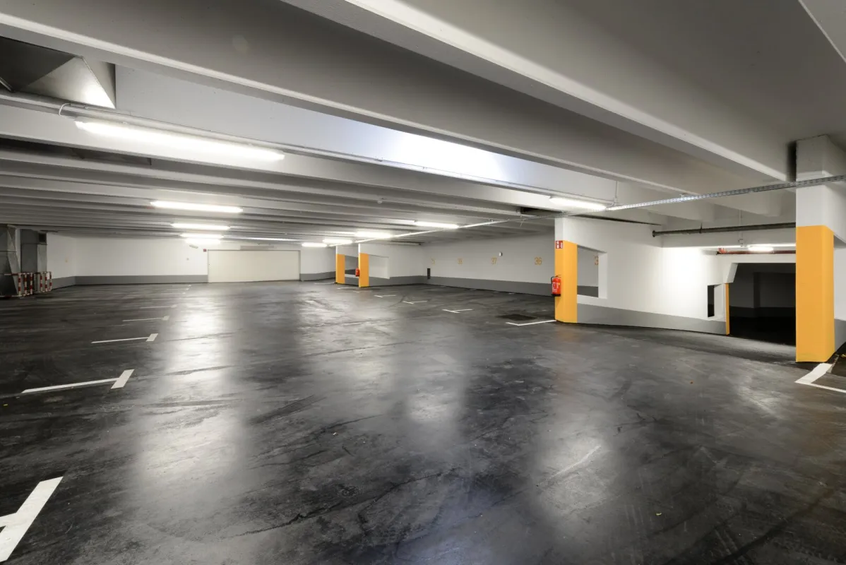 Tiefgaragenstellplatz direkt beim Westbahnhof - 1150 Wien, Pelzgasse 3 - Bild 1