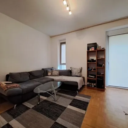 Anlegerwohnung: sehr gut vermietete, moderne 2-Zimmer Wohnung mit Balkon und Stellplatz - Bild 2