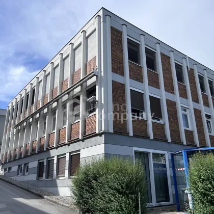 Flexible Bürofläche in Elixhausen - modern, gepflegt und ideal für Coworking - Jetzt mieten für 1.310,00 EUR! - Bild 2