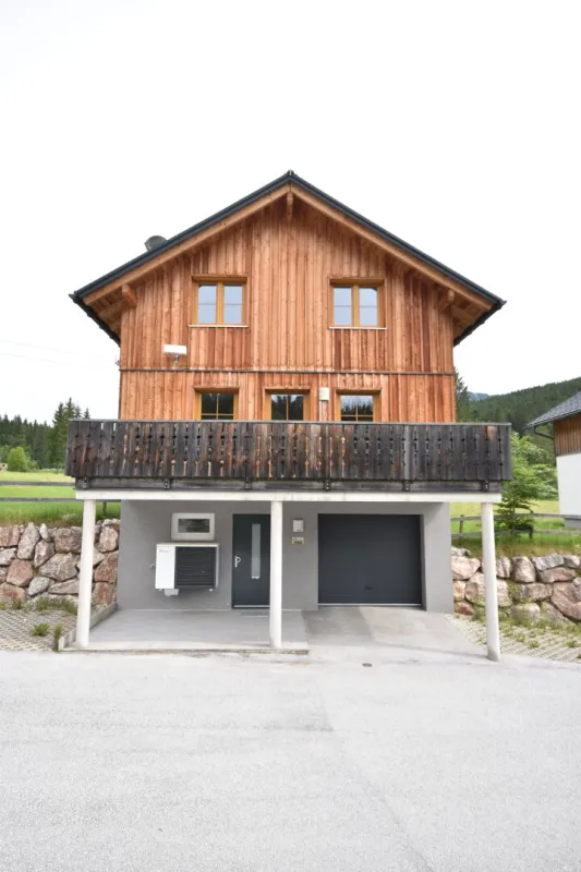 "ALTAUSSEE - Exklusives und modernes CHALET  im Ski- und Wander- und Seenparadies" - Bild 1