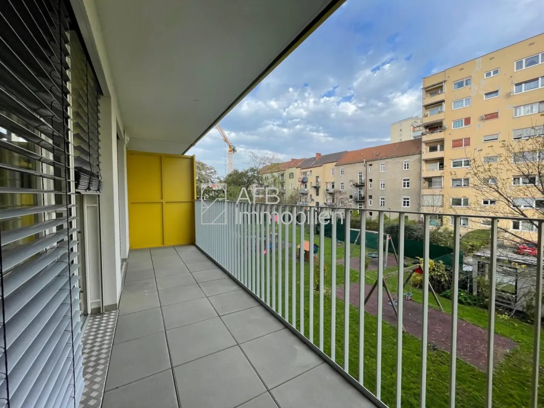 4-Zimmer Genossenschaftswohnung mit großem Balkon - super 3er-WG geeignet - Bild 1