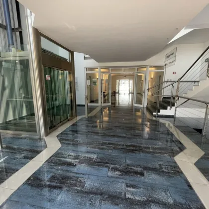 Ared Park - einzigartige Möglichkeit - großzügiges Büro! - Bild 2