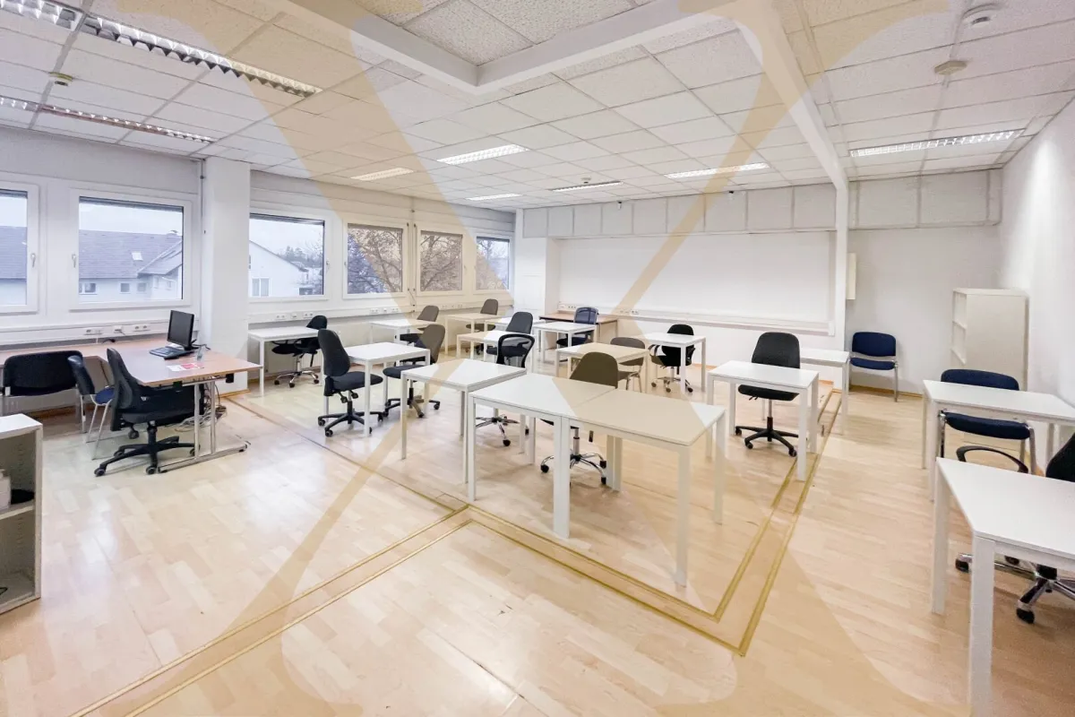 Perfekte Bürofläche mit Lager in Traun zu vermieten! Nach Wunsch teilbar! - Bild 1