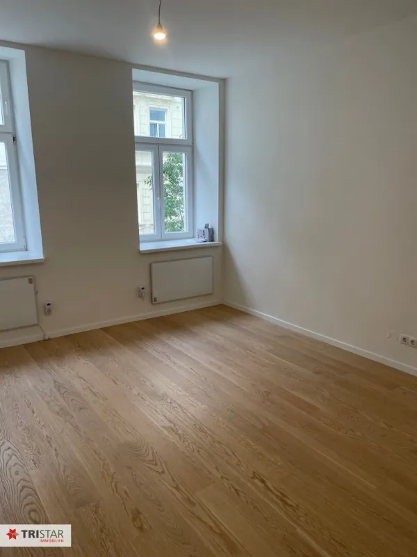 Urbanes Wohnen auf kleinem Raum - vollsanierte Etagenwohnung in zentraler Lage um nur 145.900,00 €! Achtung neuer Preis !!!!!!!!!!!!! - Bild 1