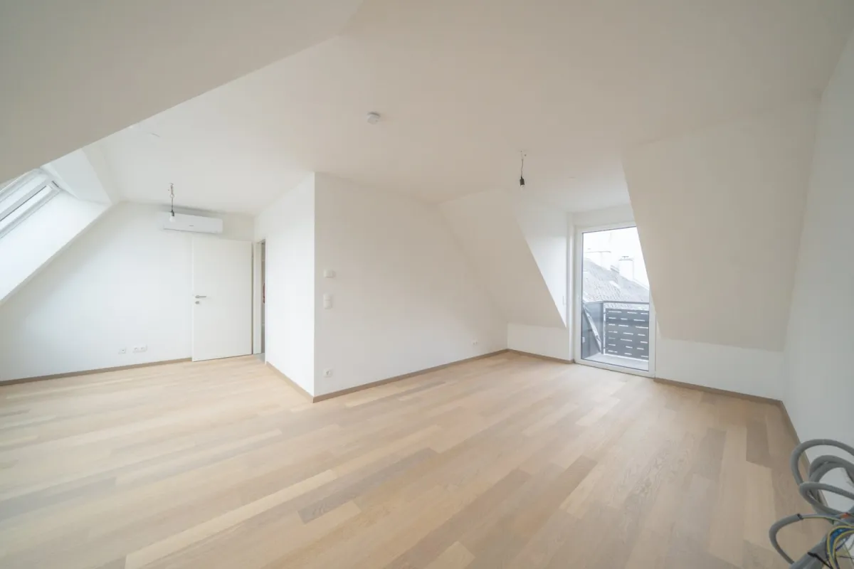 Dachgeschoss nächst Kutschkermarkt - Bild 1