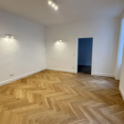 Erstbezug nach Sanierung: 2-Zimmer Altbauwohnung in Zentrumsnähe! - Bild 2