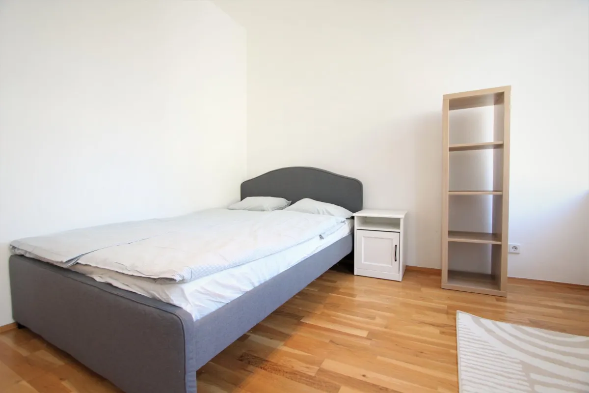 Wunderschöne, möblierte 1-Zimmer-Wohnung! Kurzzeitvermietung! - Bild 1