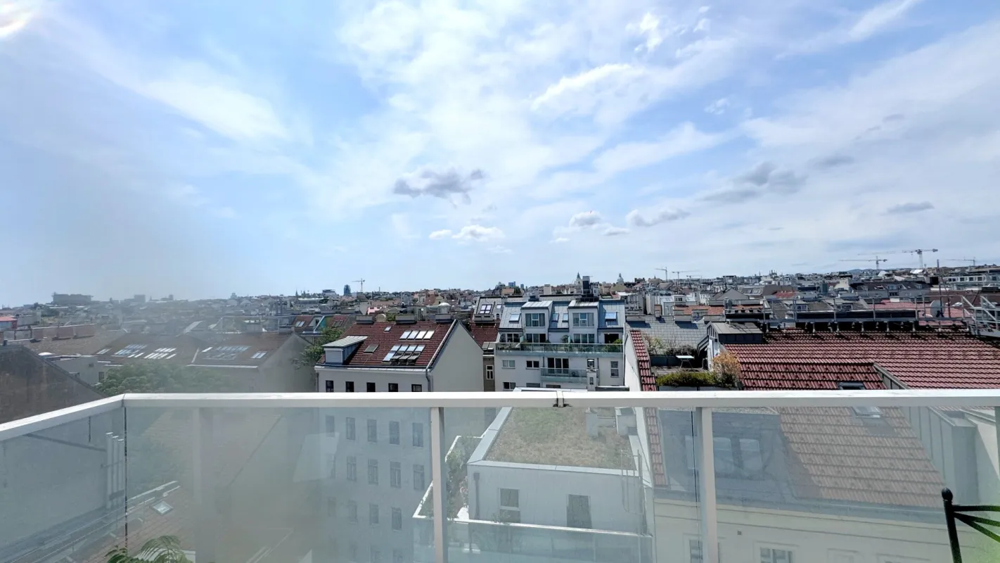 JUWEL IN ABSOLUTER RUHELAGE - Dachgeschoß-Maisonette mit 2 Terrassen und Kfz-Stellplatz im Herzen der Josefstadt - 8. Bezirk - Bild 1