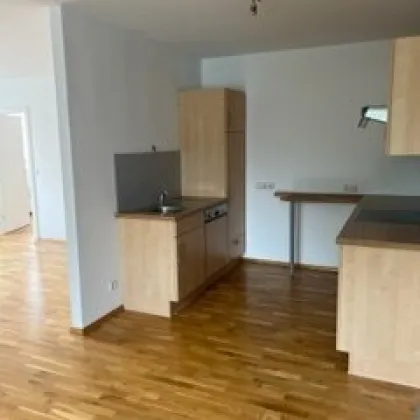 Lichtdurchflutete 3 Zimmerwohnung mit Schlossbergblick, schöne Anlegerwohnung im Herzen der Stadt Graz, nähe Südtirolerplatz - Bild 3