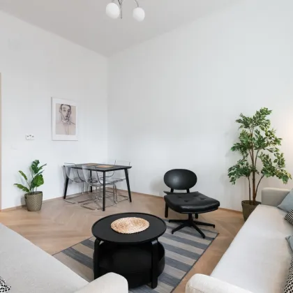 II MODERNE 2 ZIMMER ALTBAUWOHNUNG MIT 25m² TERRASSE II KOMPLETT MÖBLIERT II EINBAUKÜCHE II NÄHE U6 NÄHE U6/AKH/VOLKSOPER/WUKII AIRBNB - Bild 2