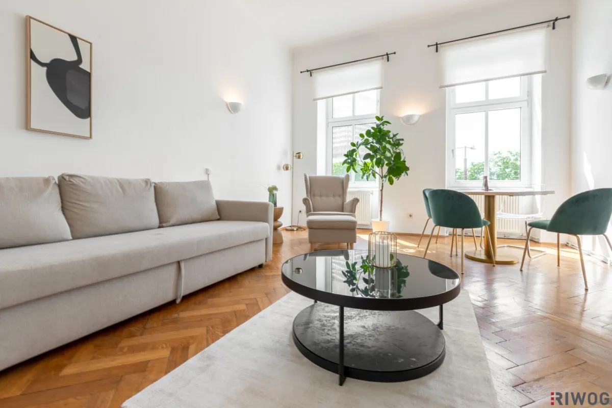 RETRO-CHIC II AIRBNB oder SELBST EINZIEHEN II KOMPLETT MÖBLIERT II ca. 11m² BALKON  II SOFORT NUTZBAR II NÄHE U6/AKH/VOLKSOPER/WUK - Bild 1