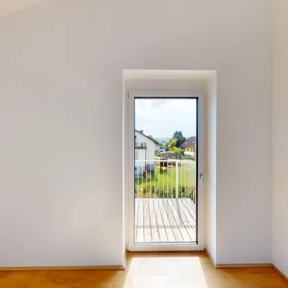 Feiner 3-Zimmer ERSTBEZUG! 68,5 m² Wohnfläche & 20,50 m² Balkon mitten in der THERMENREGION! EINZIEHEN & WOHLFÜHLEN! - Bild 3