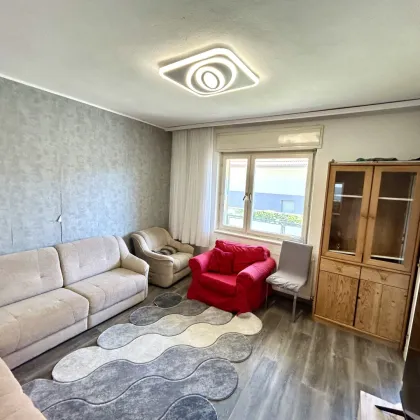 ***EINFAMILIENHAUS IN SCHATTENDORF - MIT GROßEM HOF UND ERWEITERBAREM DACHBODEN*** - Bild 3