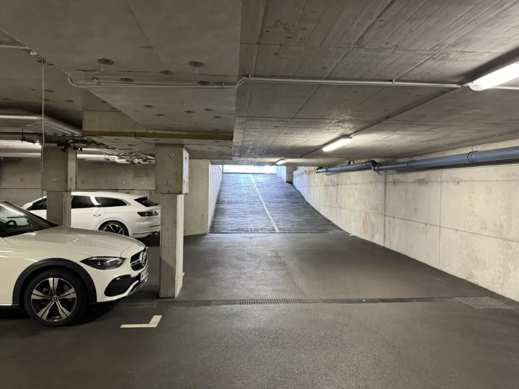 Garagen-Stellplatz an der Brünner Strasse in 1210 Wien zu vermieten! Nr.36 - Bild 1