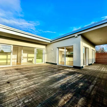 PENTHOUSE I XXL-TERRASSE I OFFENES BADEZIMMER I CARPORT I 2 BÄDER I SEHR HELL I - Bild 2