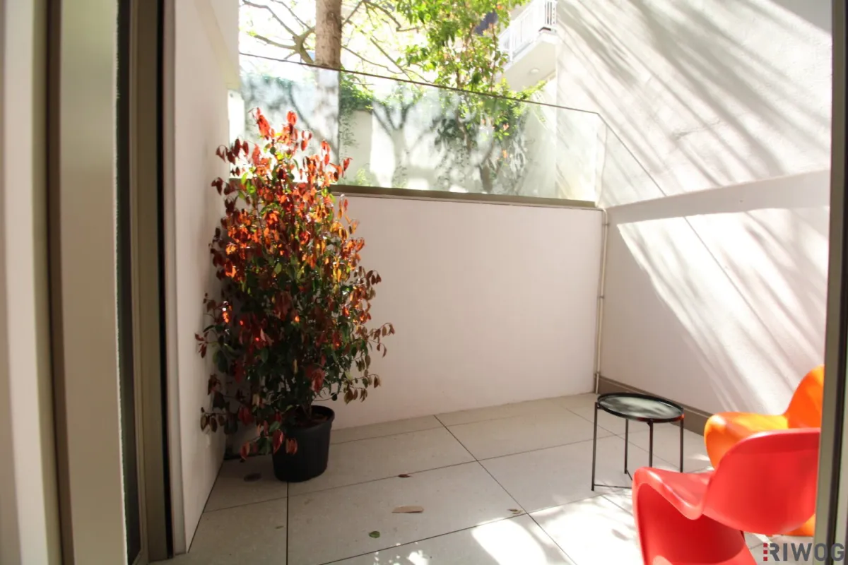 ATRIUM-Wohnung mit 2 Freiflächen in U-bahn nähe/Ober St. Veit mit LUXUS Ausstattung - Bild 1