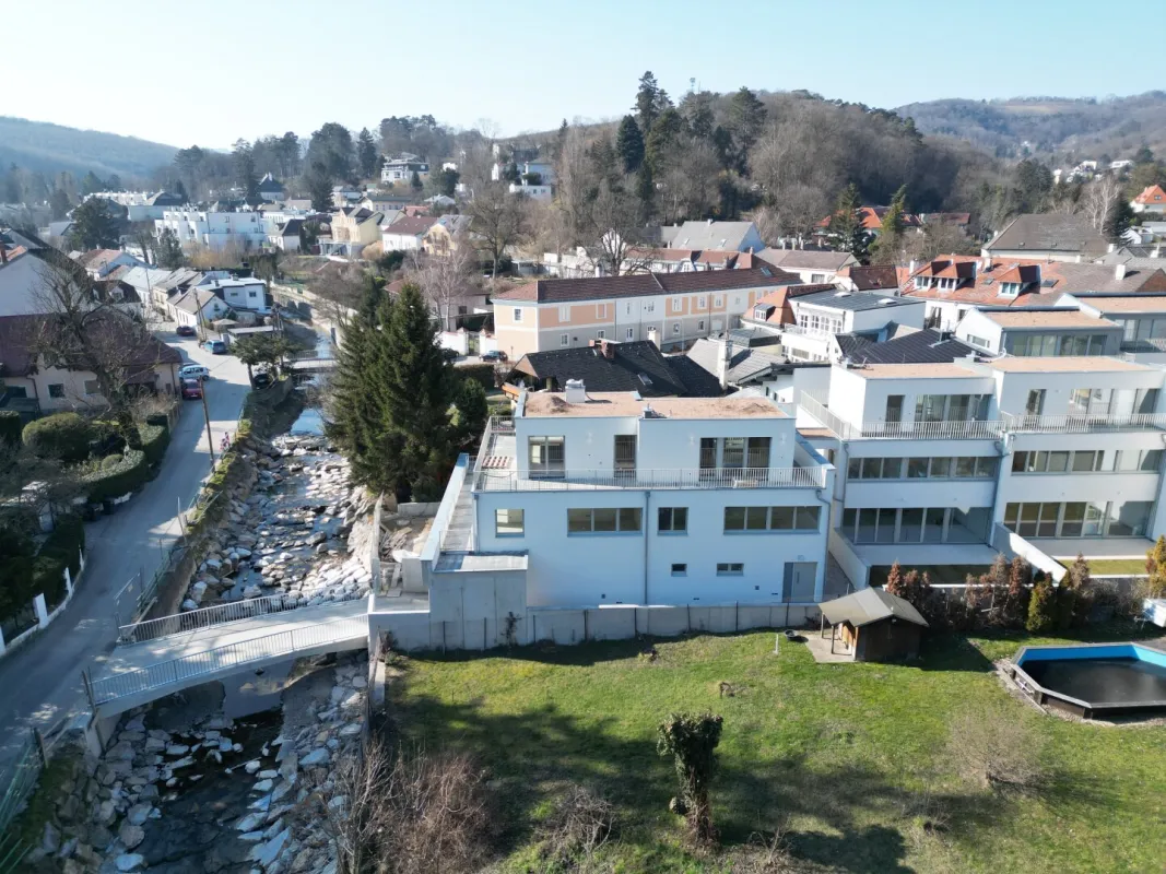 freistehende Luxus Villa mit Sauna, Whirlpool, 2 PKW Abstellplätze // Grenze 1190 - Wohnen am WEIDLINGBACH - Bild 1