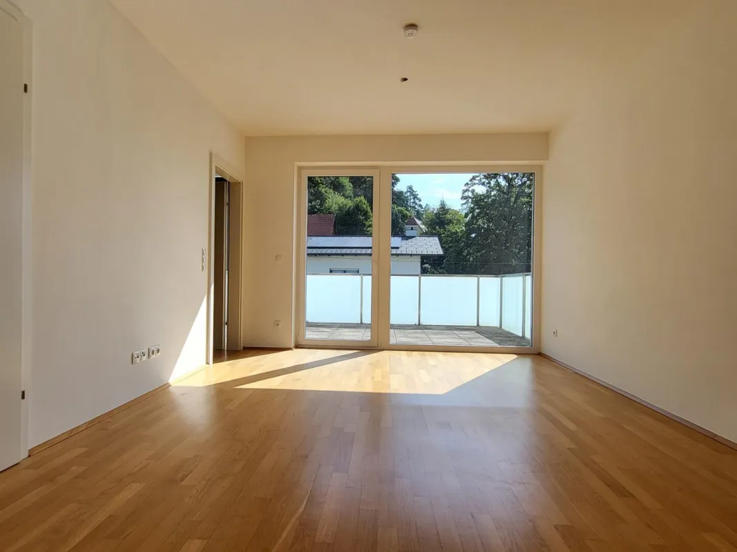 NEUBAU | Moderne 2 Zimmer-Gartenwohnung | mit großer Terrasse | Garten und Tiefgarage - Bild 1