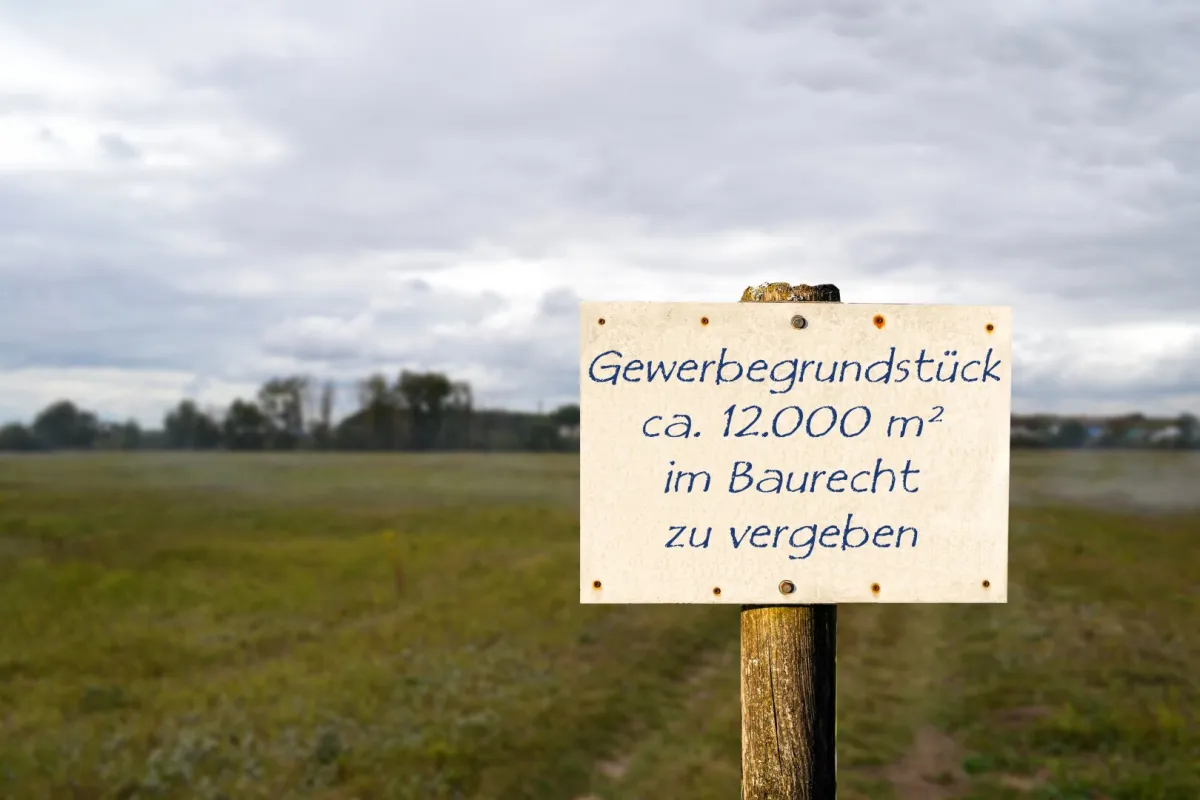 Enns -  Gewerbegrundstück ca. 12.000 m² (nicht teilbar) langfristig im Baurecht zu vergeben - Bild 1