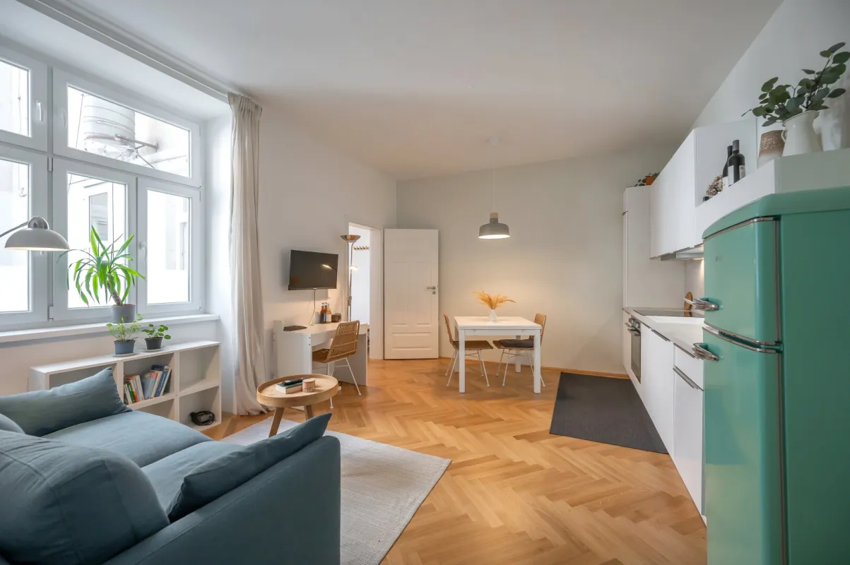 ++NEU++ Premium 2-Zimmer ALTBAU-ZWEITBEZUG  in fantastischer Lage! - Bild 1