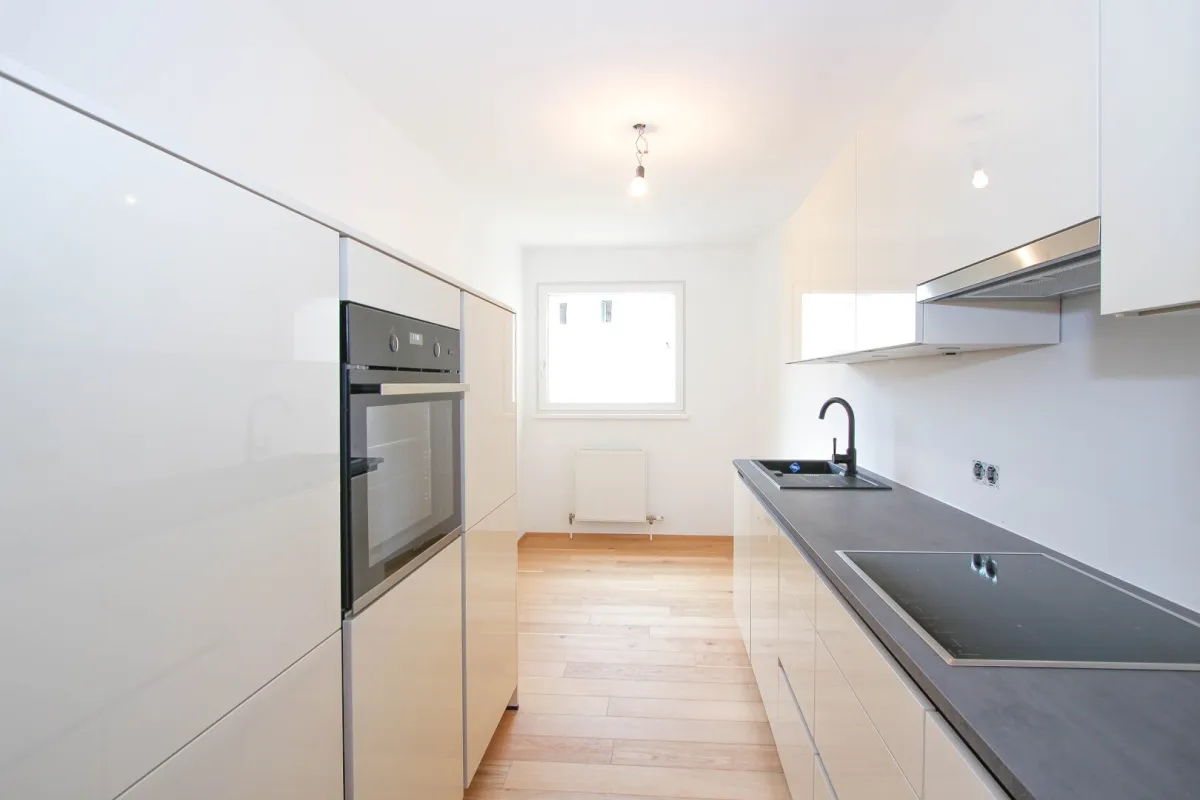 Vollsaniert | Ruhelage | vermietet bis 12/2029 Mietrendite 3,2% - Bild 1