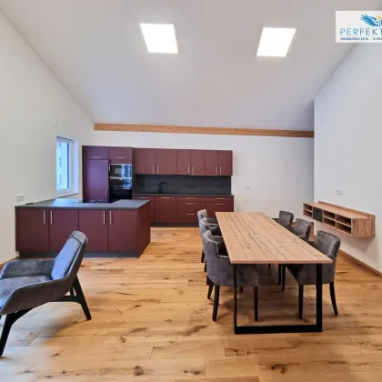 Niedrigenergiehaus mit 3 Abstellplätzen zum Erstbezug - Bild 2