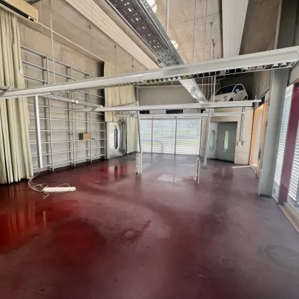 Geschäftshaus mit Ausstellungs-, Bürofläche - in Autobahnnähe - Bild 3