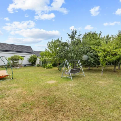 Ab ins kühle Nass - Pool, Riesengarten, Grill-Oase, Obstparadies! - Bild 3