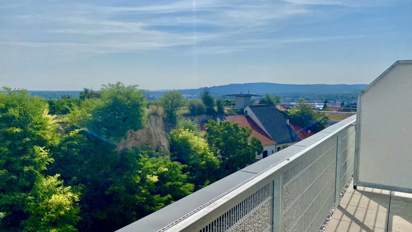 Erstbezug Zwei Zimmer Wohnung mit geräumiger Terrasse - Bild 1