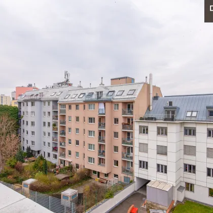 + + + DACHGESCHOSS-BÜRO mit Terrasse + + + unmittelbare U-Bahn-Nähe + + + - Bild 3