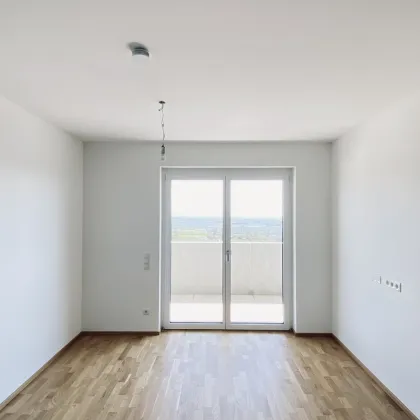 Elegante 3-Zimmer-Wohnung in Krems: Erstbezug mit Balkon und Fernblick! - Bild 3