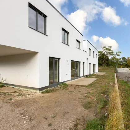 ERSTBEZUG | 5 Zimmer | Exklusive Doppelhaushälfte  | ca. 104 m² Garten | Luftwärmepumpe | KFZ-Stellplatz | 5 Minuten ins Zentrum Perchtoldsdorf - Bild 3