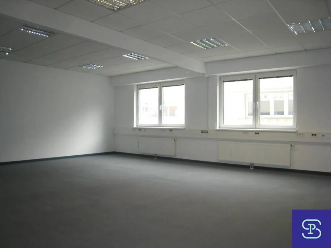 Moderne 581m² Büroeinheit im Gewerbepark Inzersdorf - 1230 Wien - Bild 1