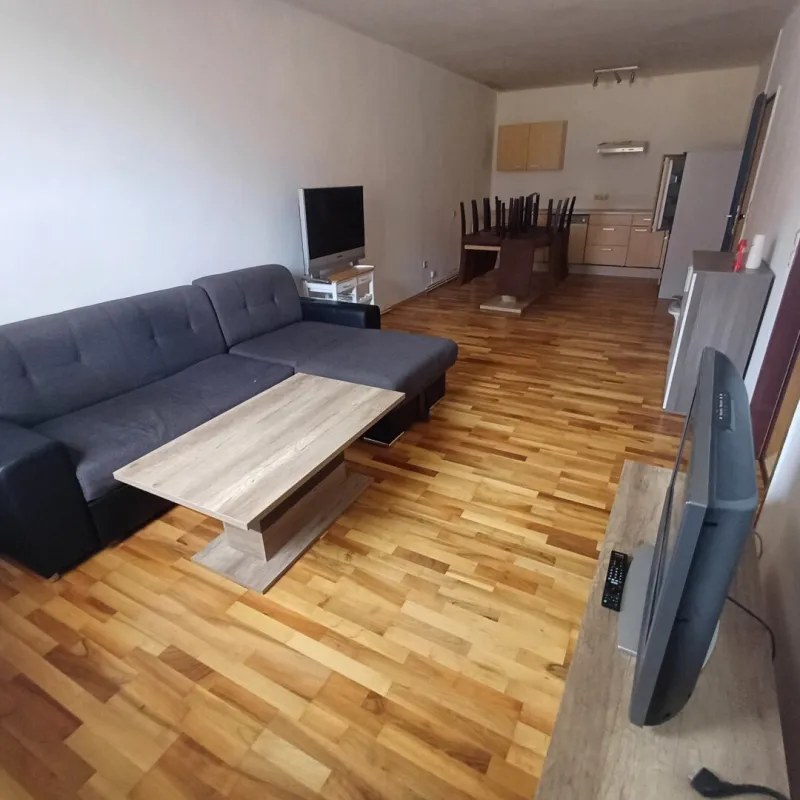 Wohnen in Gmünd - 100m²,  zentral gelegen - Bild 1