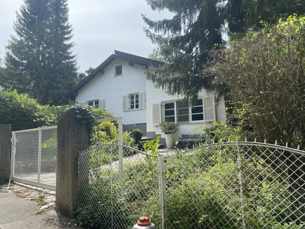 Traumhafter Bungalow in Siegenfeld: 4 Zimmer, Garten und Terrasse für 560.000 €! - Bild 1