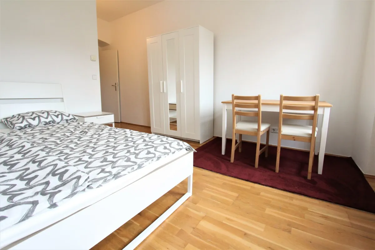 Kurzzeitvermietung! Traumhaft schön möblierte 1-Zimmer-Wohnung! - Bild 1
