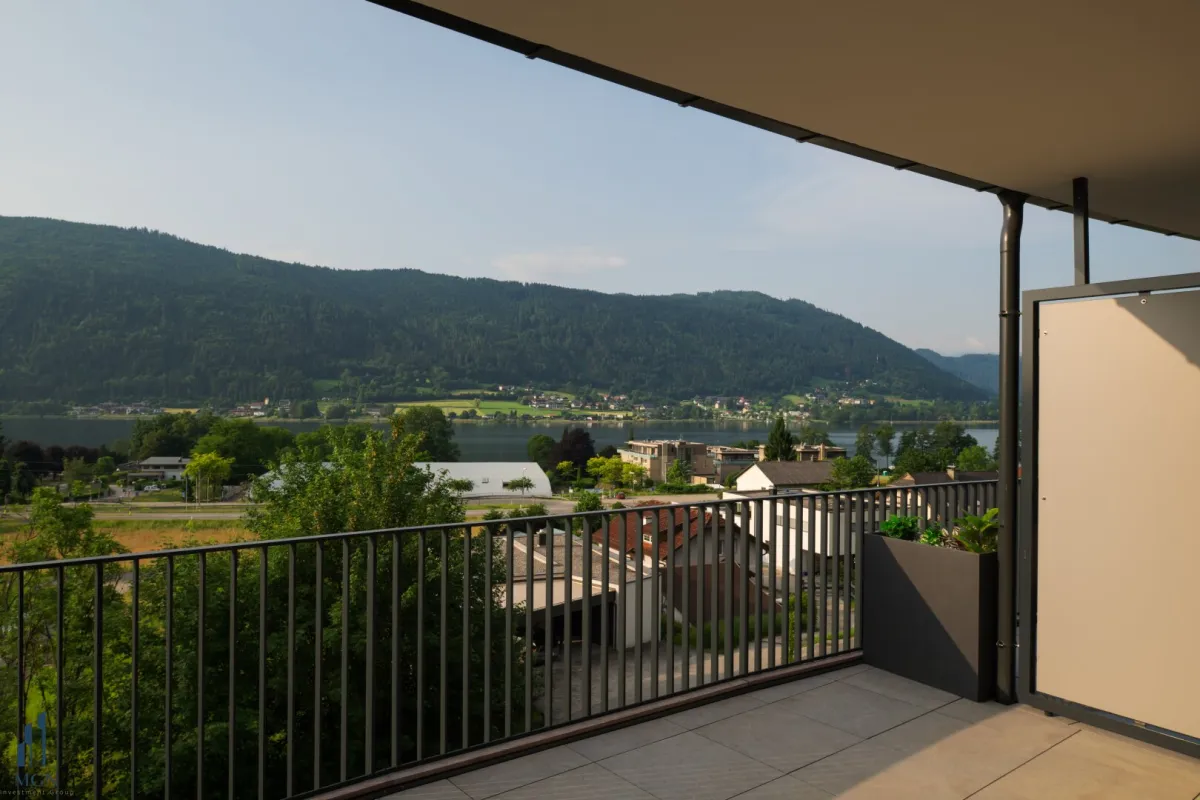 Traumhafte Aussicht und Seezugang - The Lakes Steindorf am Ossiachersee - Bild 1