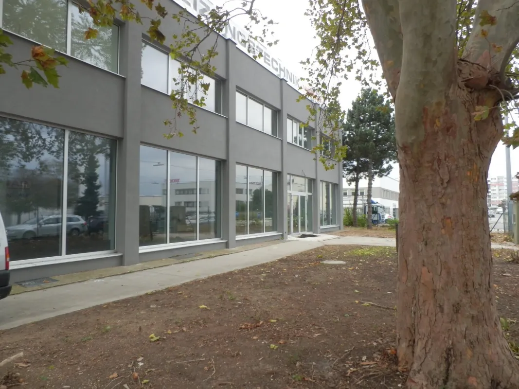 Top Büro in bester Lage - 90m² für nur 990€! 1 Stellplatz inklusiv - Bild 1