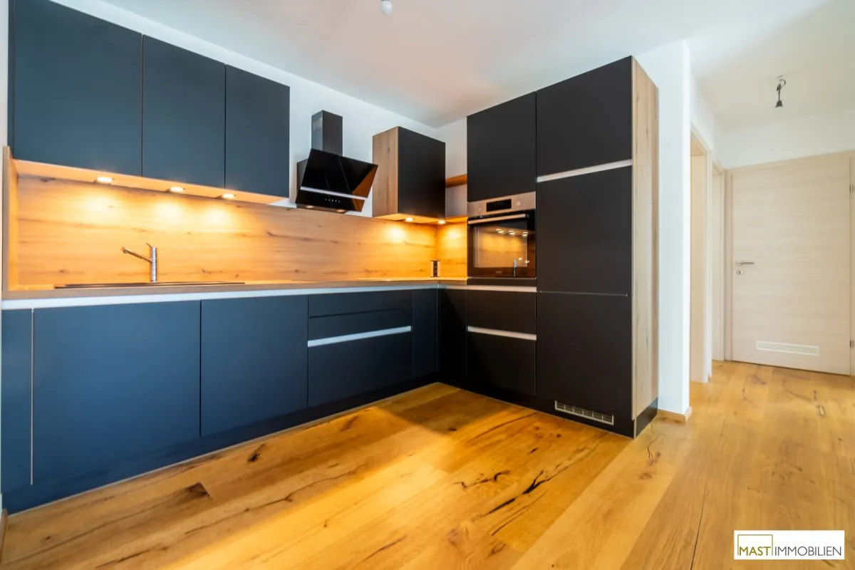 Exklusive 2 - Zimmer Garten Wohnung gesucht? --- Inkl. hochwertiger Einbauküche / Garagenstellplatz /// BEFRISTET VERMIETET BIS 2027 - Bild 1