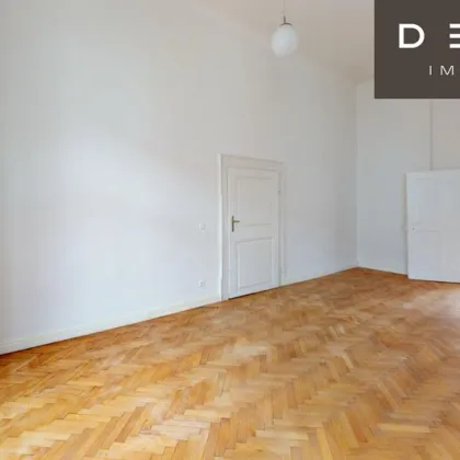 | TRAUMHAFTE  ALTBAUWOHNUNG IM PALAIS | ZWEI ZIMMER | 2. OBERGESCHOSS | MIT LIFT | AB SOFORT - Bild 3