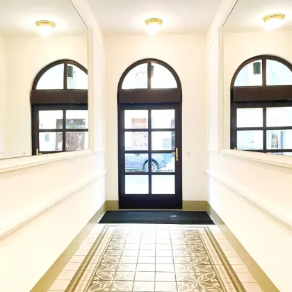 GRÜNBLICK - ERSTBEZUG - RENOVIERTES STILJUWEL - ECHTE TOPLAGE - GARAGENOPTION - U BAHN - Bild 3