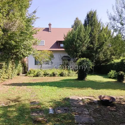 Romantisches Haus mit großem Garten - Bild 2