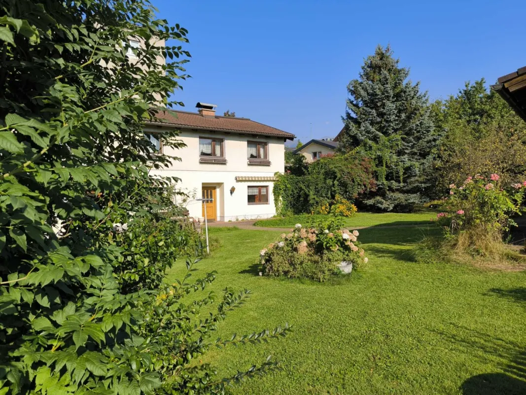 Ideal für Handwerker: Mehrfamilienhaus mit großem Potenzial in der Zentrumsnähe von Spittal an der Drau. - Bild 1