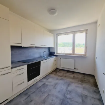Sehr schöne, sanierte 3-Zimmer-Wohnung plus Küche mit Balkon in Geidorf! Inkl. Heizkosten! - Bild 2