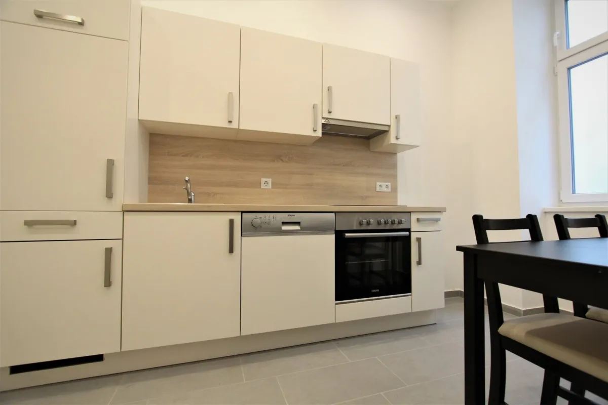 Traumhafte, ruhige 1-Zimmer-Wohnung! Kurzzeitvermietung! - Bild 1